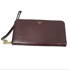 Fossil Cow Hide Wristlet Wallet